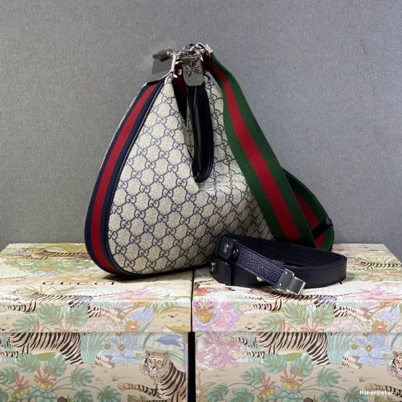 Hyper Peter Attache shoulder GUCCI large bag 0809